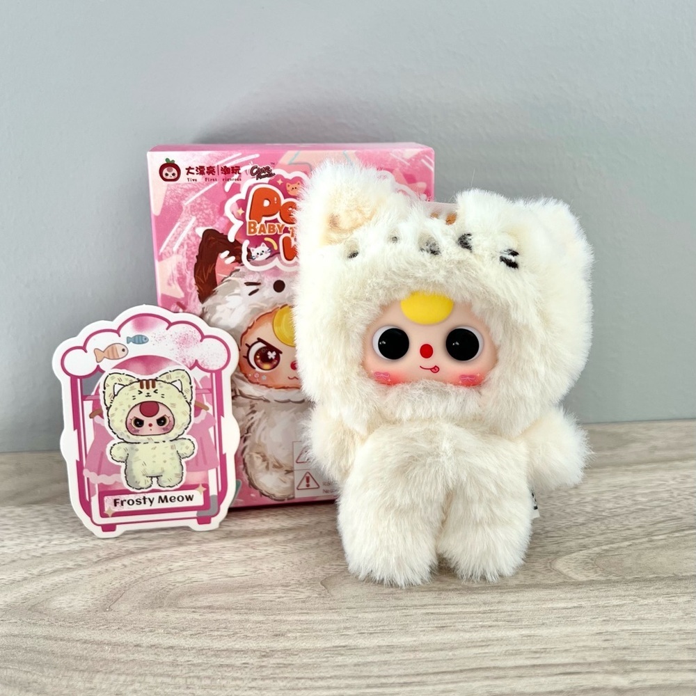 Baby Three Petit Cat Wardrobe Plush Pendant - Frosty Meow